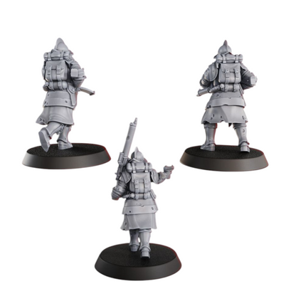 CT Miniatures UK Conquistador Heavy Support miniatures, grey resin, 32mm scale, armed with grenade launchers and pistols.