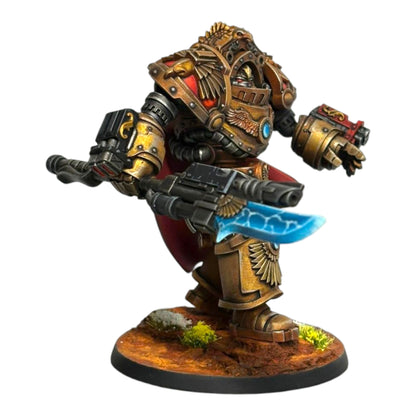 CT Miniatures UK Reliquia Spaciator miniature, gold armour, red cape, blue energy sword, 28-32mm scale