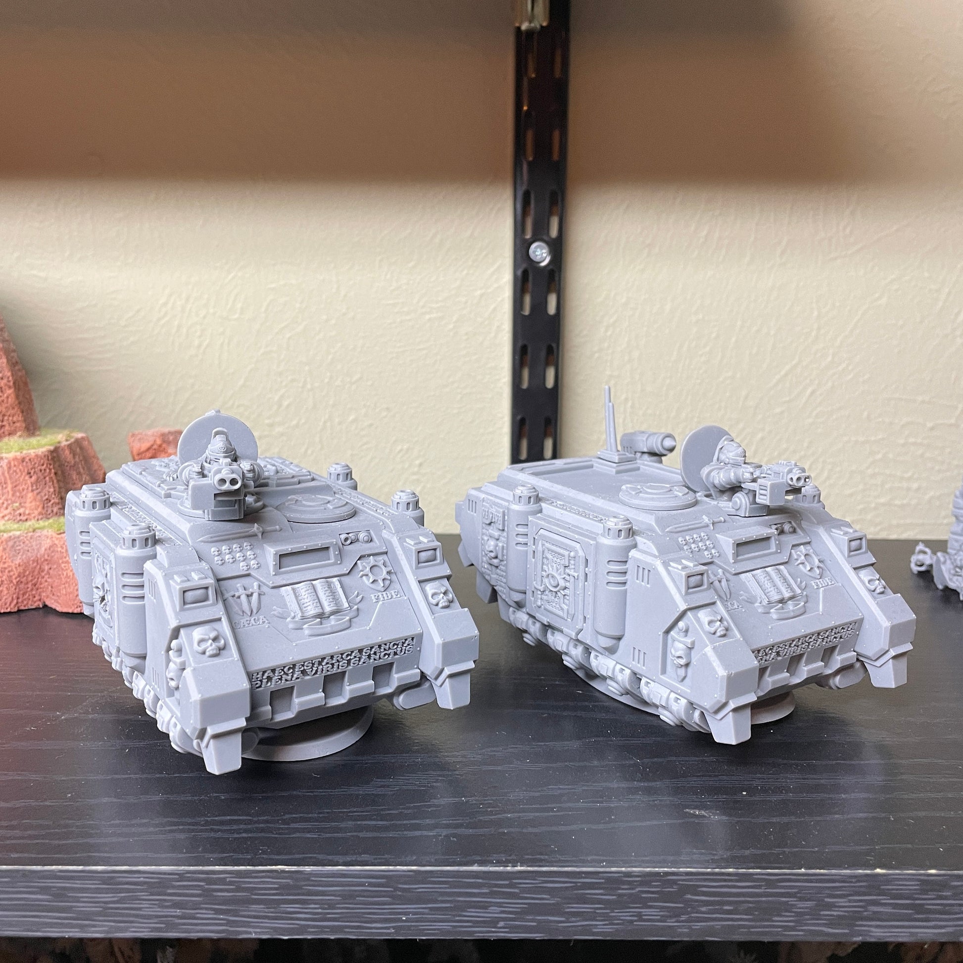 Silver Wardens - Ferox Grav Transport - DMG Minis - Tabletop Wargaming Miniature Sci-Fi/Tank/Proxy