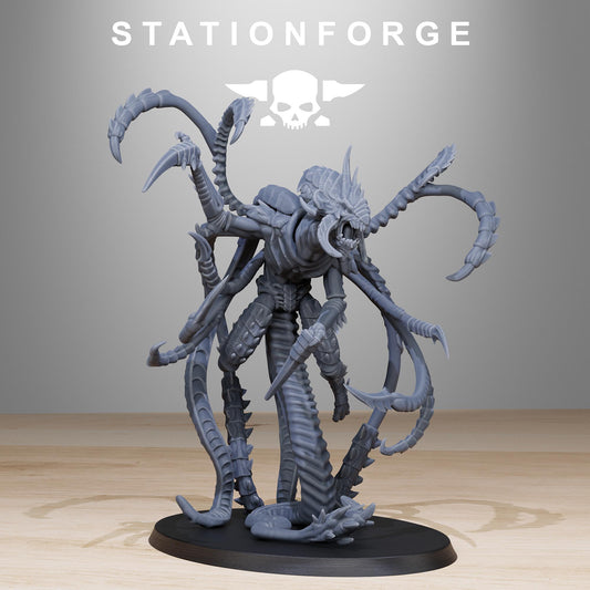 Xenarid Assassin | Stationforge | Tabletop Wargaming Miniature Grim Dark Sci-Fi Proxy