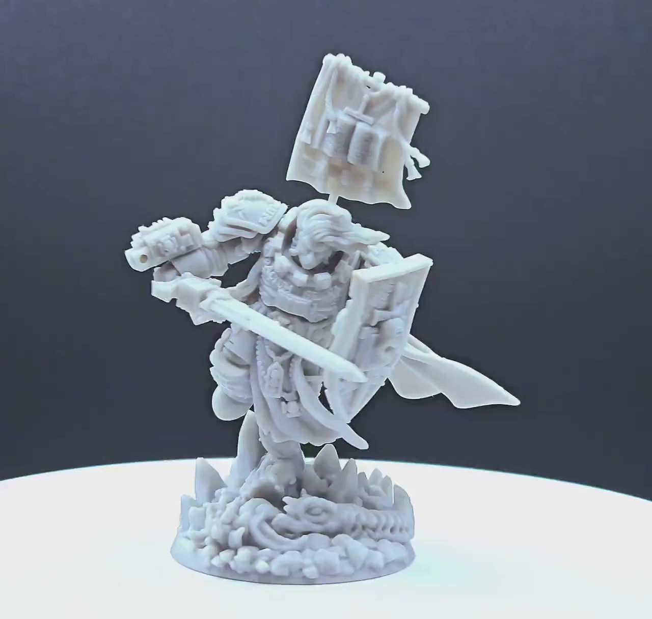 Silver Wardens - Supreme Master - DMG Minis - Tabletop Wargaming Miniature Sci-Fi/Daemon/Knight/Proxy